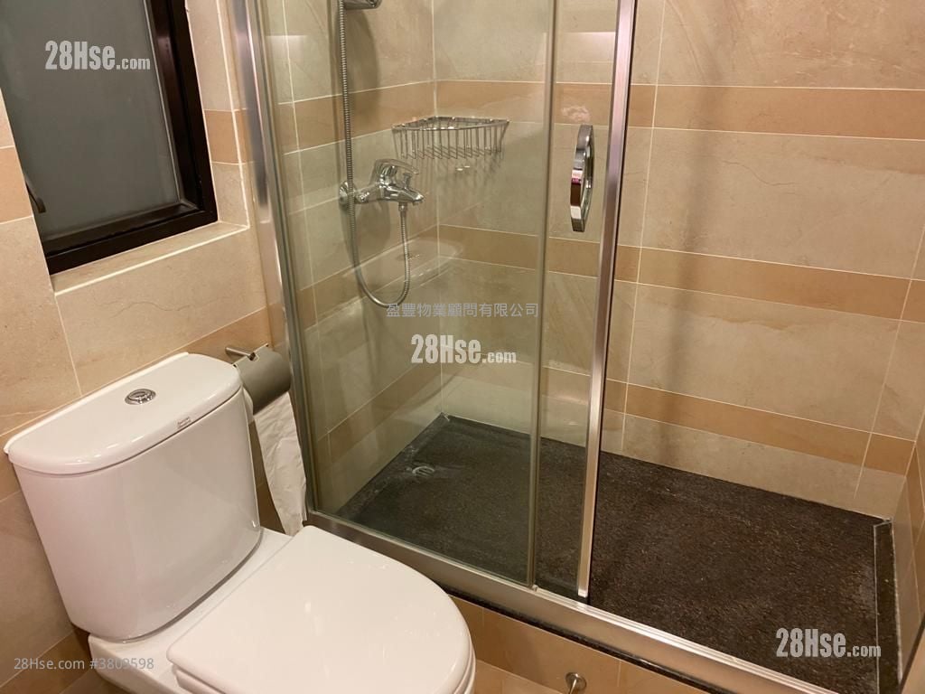 Hoi Deen Court Rental 2 Bedrooms , 1 Bathroom 626 ft²