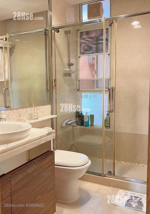 晋名峰 售盘 3 房 922 平方尺