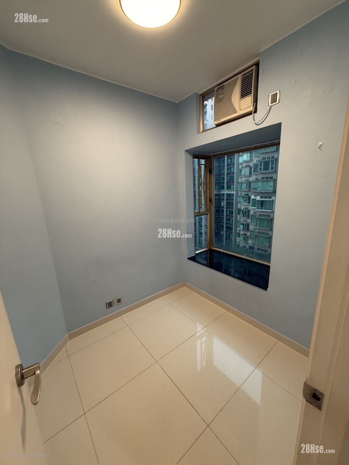 碧湖花园 租盘 2 房 , 1 浴室 400 平方尺