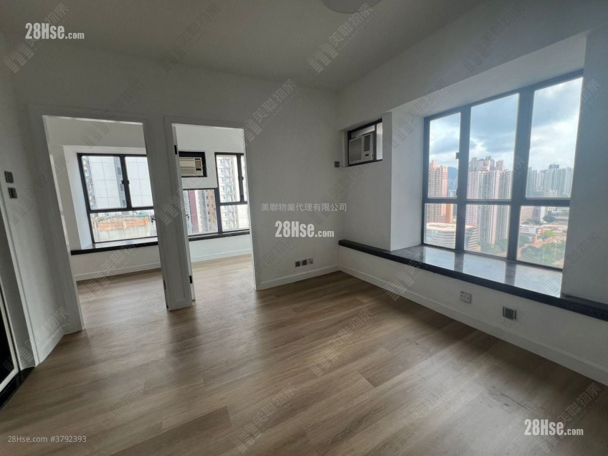 Florence Plaza Sell 2 Bedrooms , 1 Bathroom