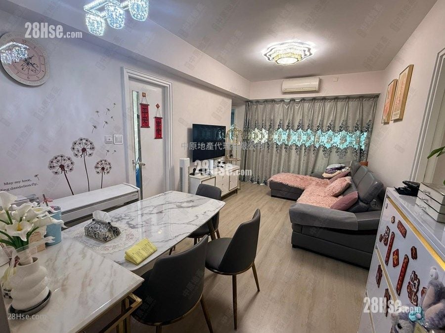 La Splendeur Of Le Prestige Sell 3 Bedrooms , 1 Bathroom 601 ft²