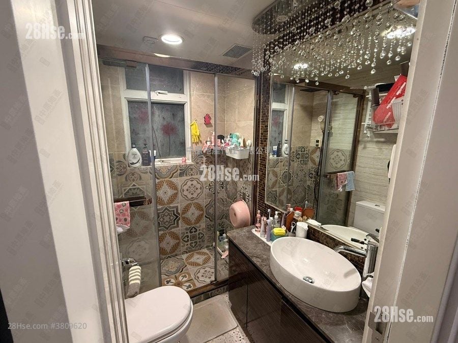 La Splendeur Of Le Prestige Sell 3 Bedrooms , 1 Bathroom 601 ft²