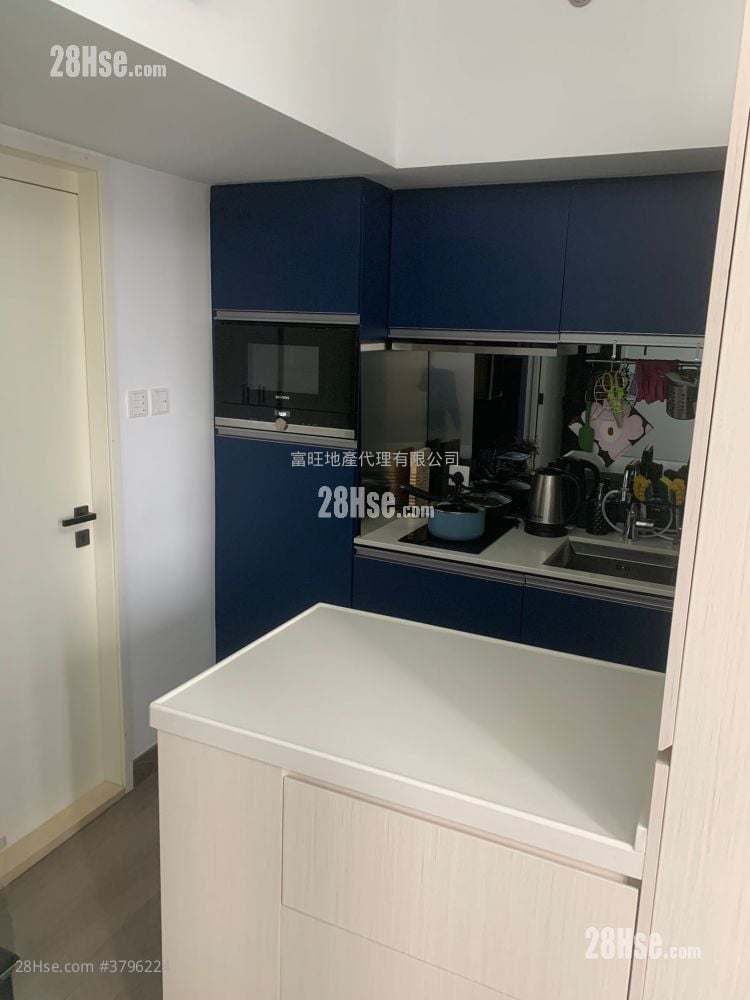 West Park 租盘 1 房 , 1 浴室 333 平方尺