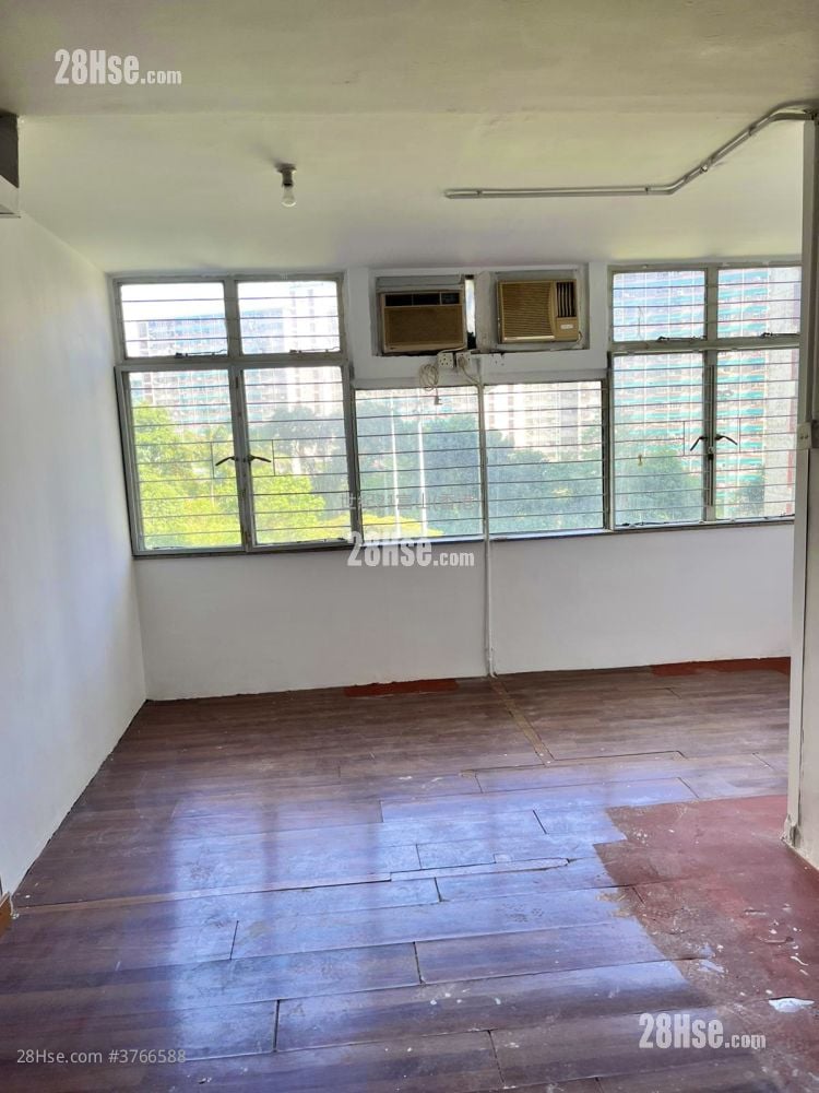 Chuk Yuen (North) Estate Sell 3 Bedrooms , 1 Bathroom 485 ft²