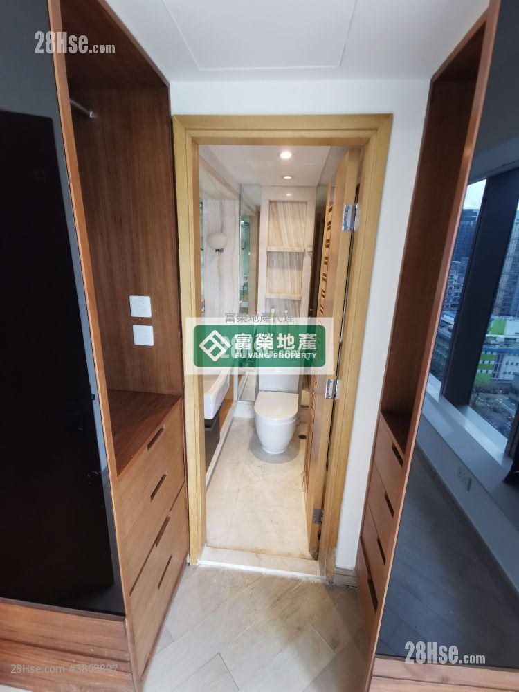 Macpherson Place Rental 1 Bedroom , 1 Bathroom 412 ft²