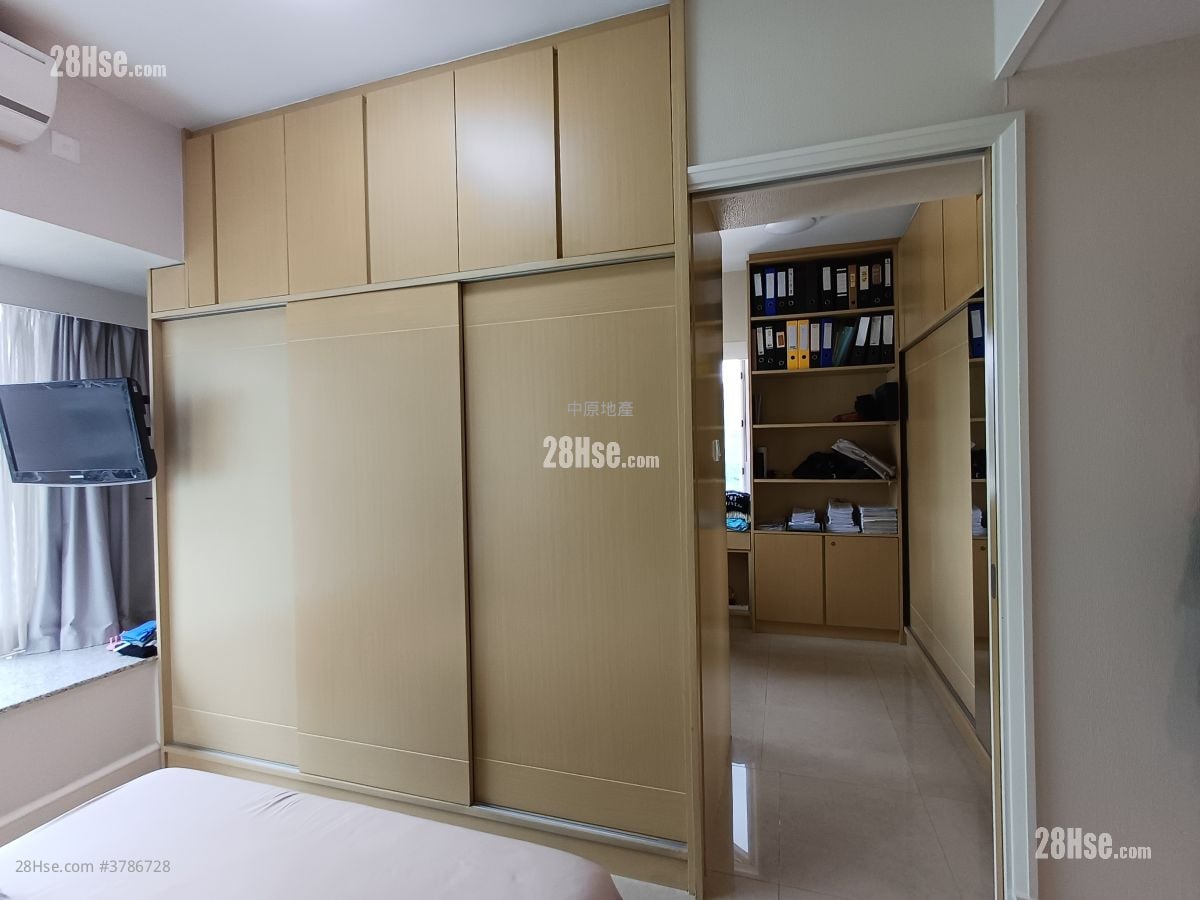 名城 售盘 2 房 1,039 平方尺