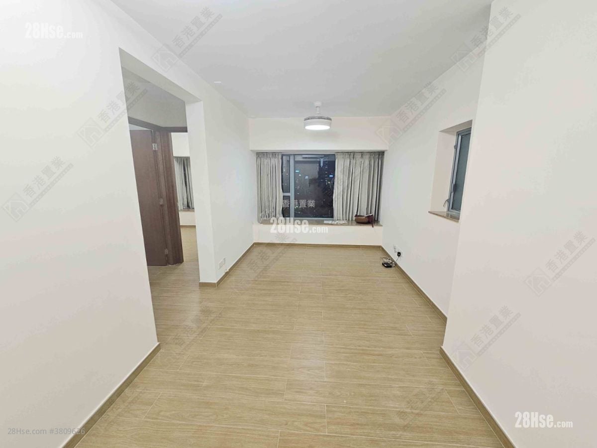 Carmel On The Hill Sell 2 Bedrooms 478 ft²