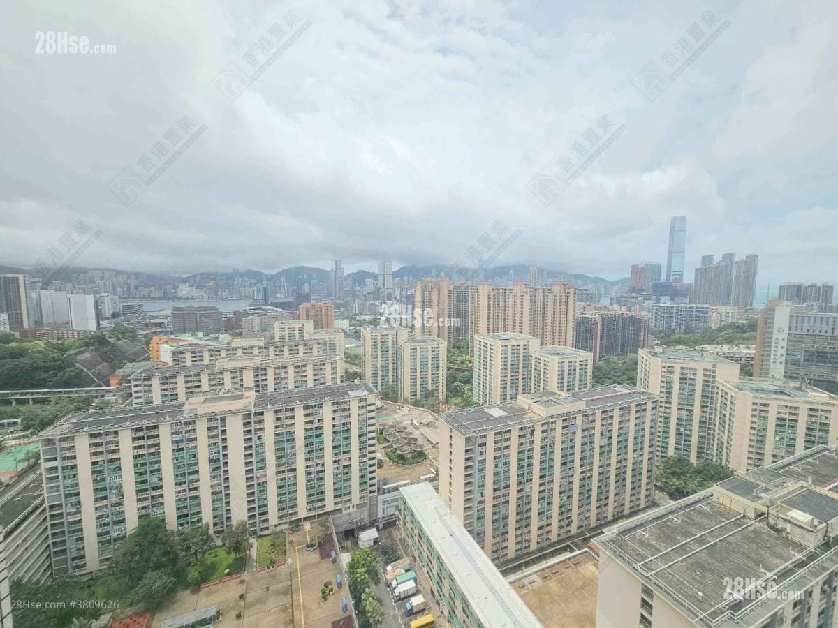 Carmel On The Hill Sell 2 Bedrooms 478 ft²