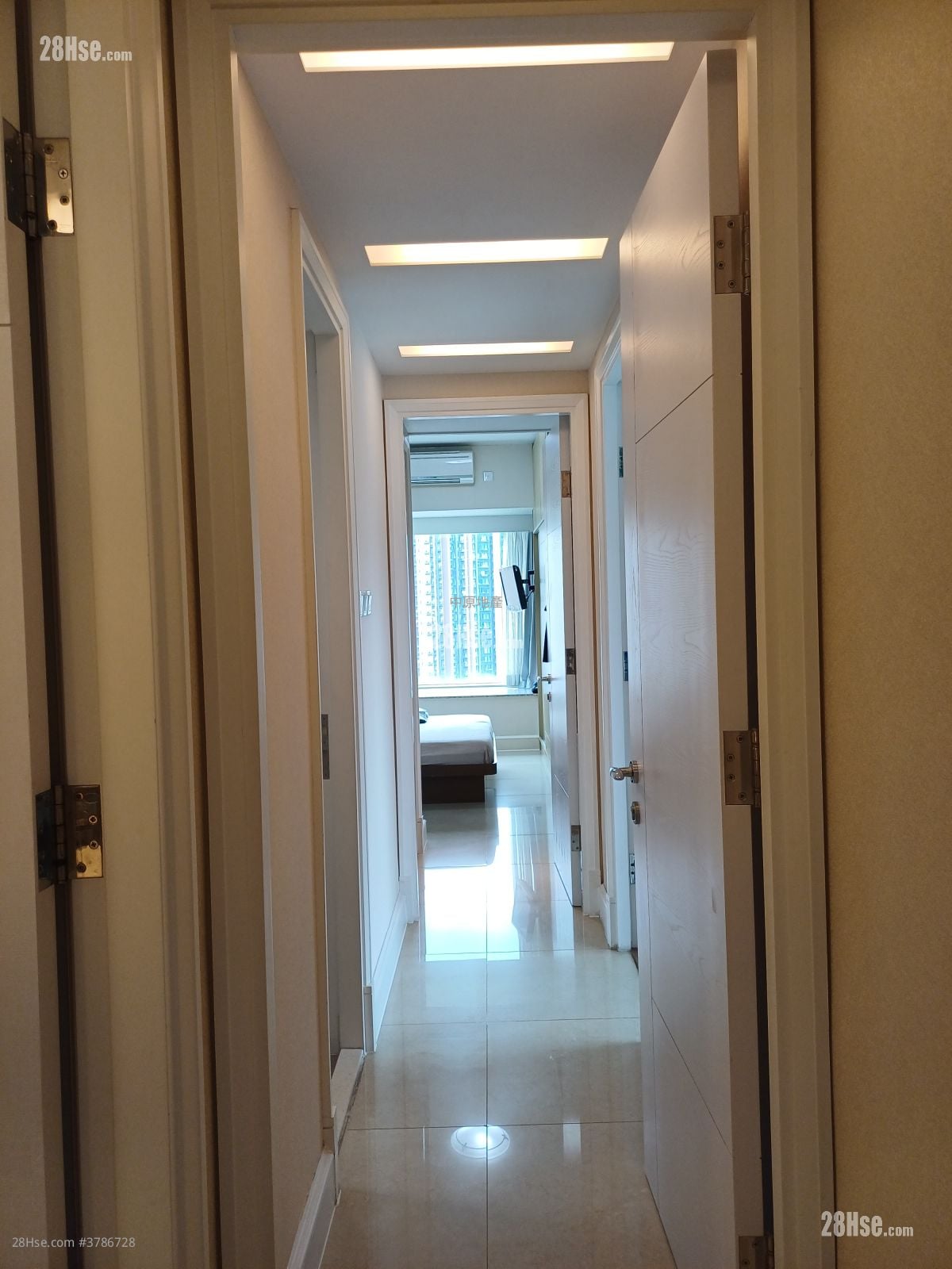 名城 售盘 2 房 1,039 平方尺