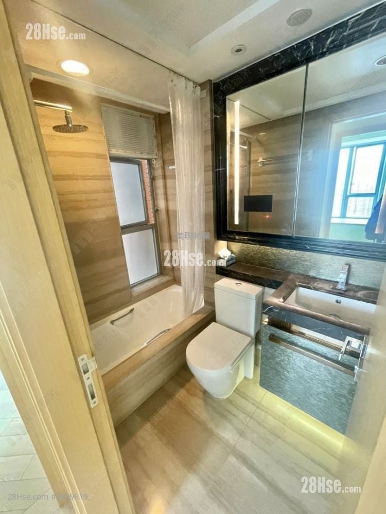 Century Gateway Sell 2 Bedrooms 473 ft²