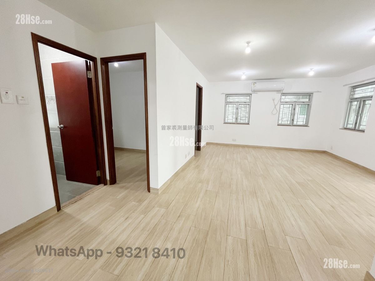 Village Rental 3 Bedrooms , 1 Bathroom 700 ft²