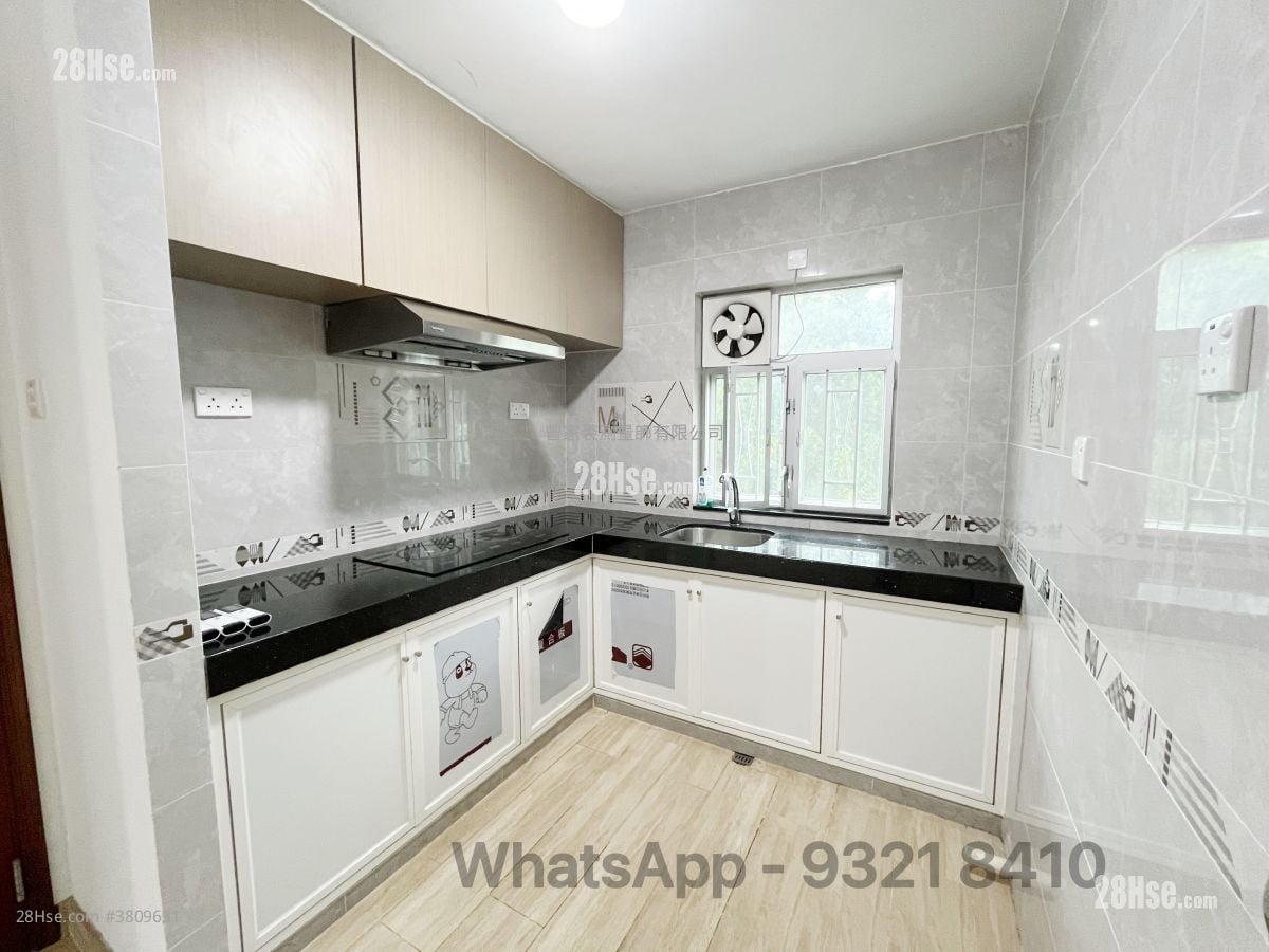 Village Rental 3 Bedrooms , 1 Bathroom 700 ft²