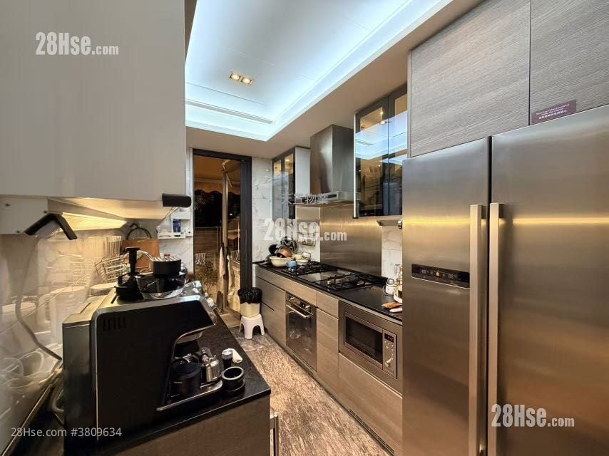 娉廷 租盘 5+ 房 , 4 浴室 1,633 平方尺