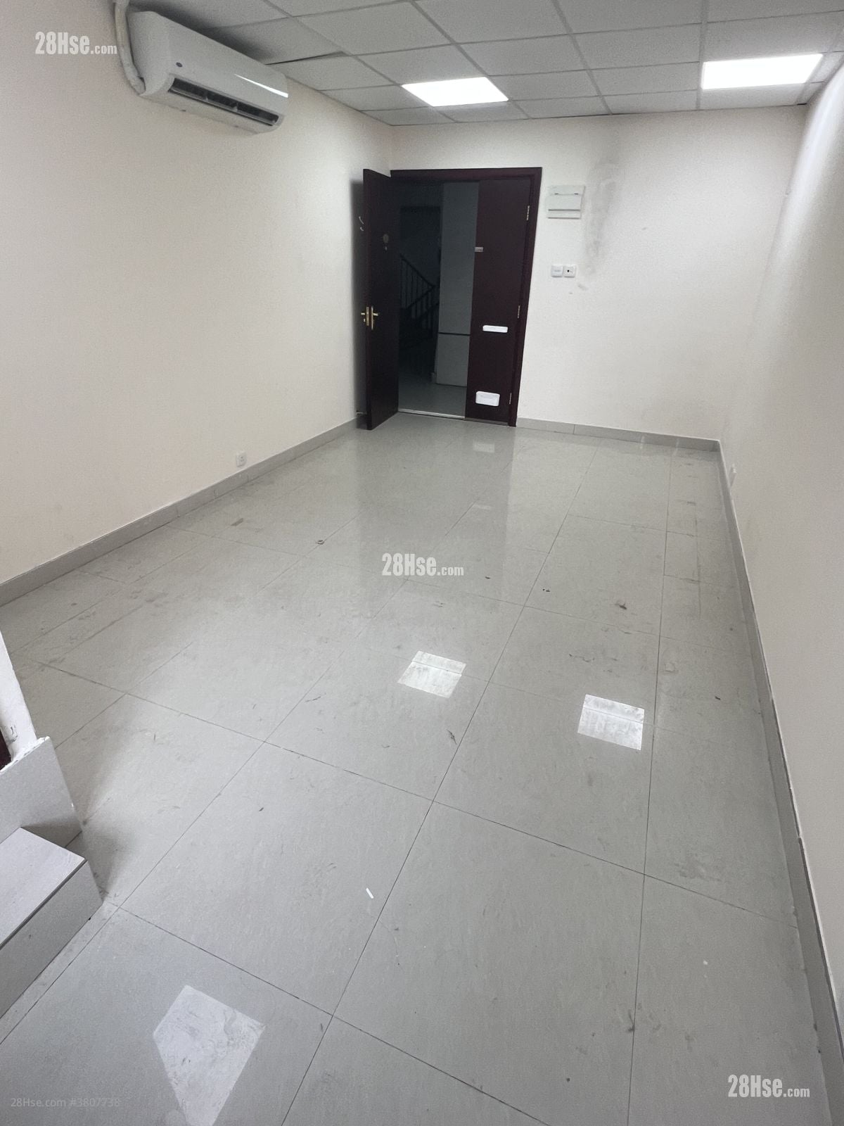 Mai Tak Industrial Building Rental