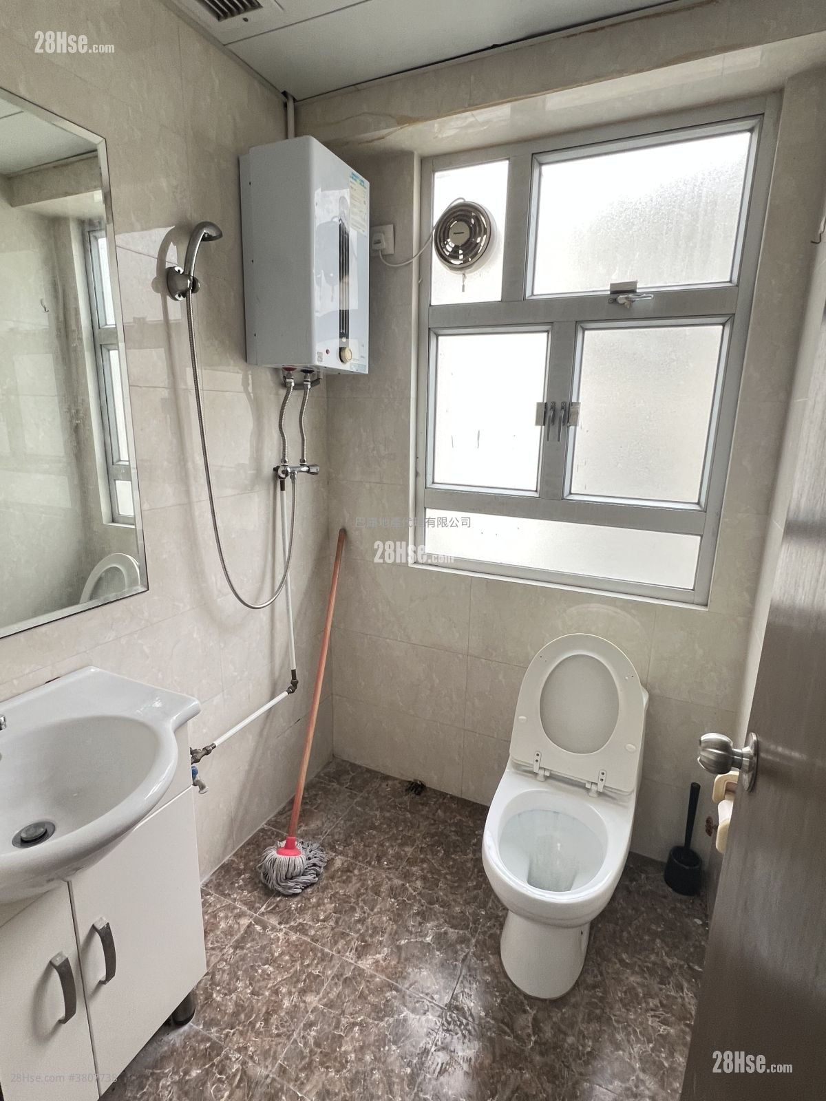 Mai Tak Industrial Building Rental