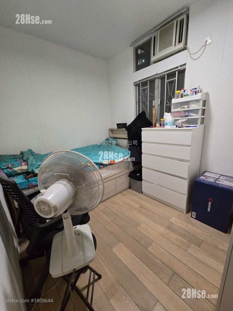 Yuet Wu Villa Sell 2 Bedrooms , 1 Bathroom 484 ft²