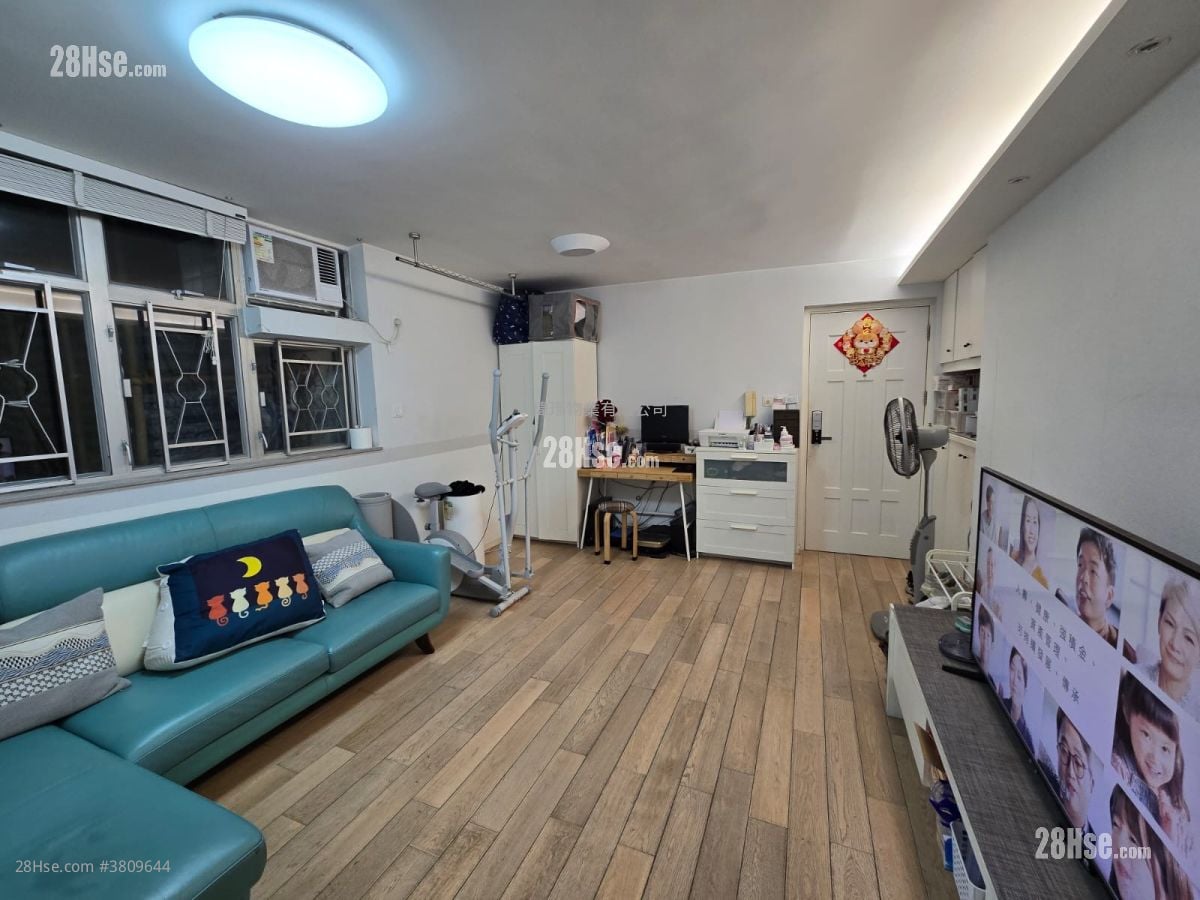 Yuet Wu Villa Sell 2 Bedrooms , 1 Bathroom 484 ft²