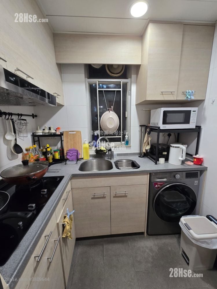 Yuet Wu Villa Sell 2 Bedrooms , 1 Bathroom 484 ft²