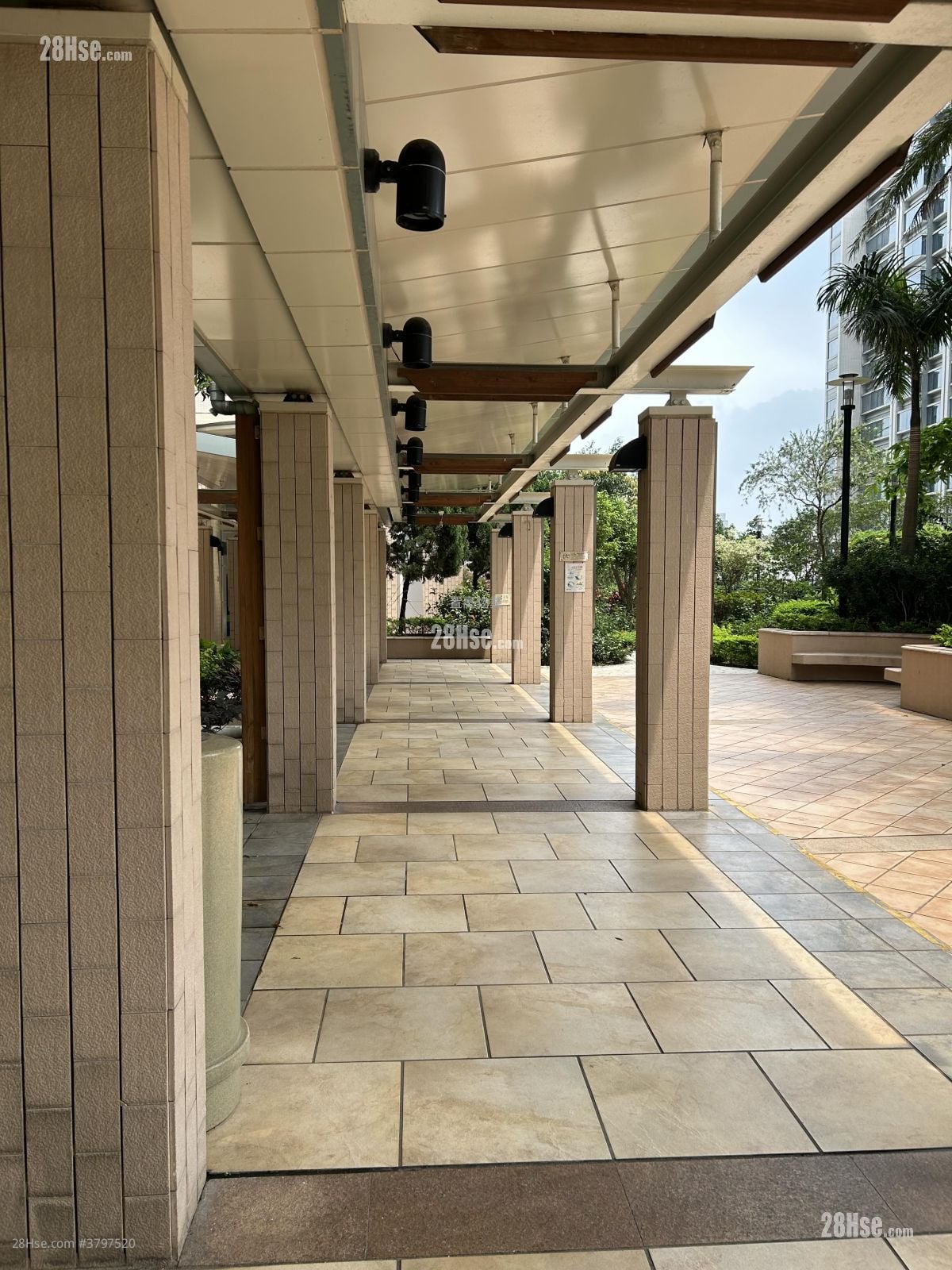 Sky Tower Sell 2 Bedrooms , 1 Bathroom 539 ft²