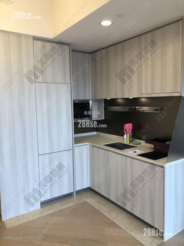 Eight Regency Sell 2 Bedrooms , 1 Bathroom 468 ft²