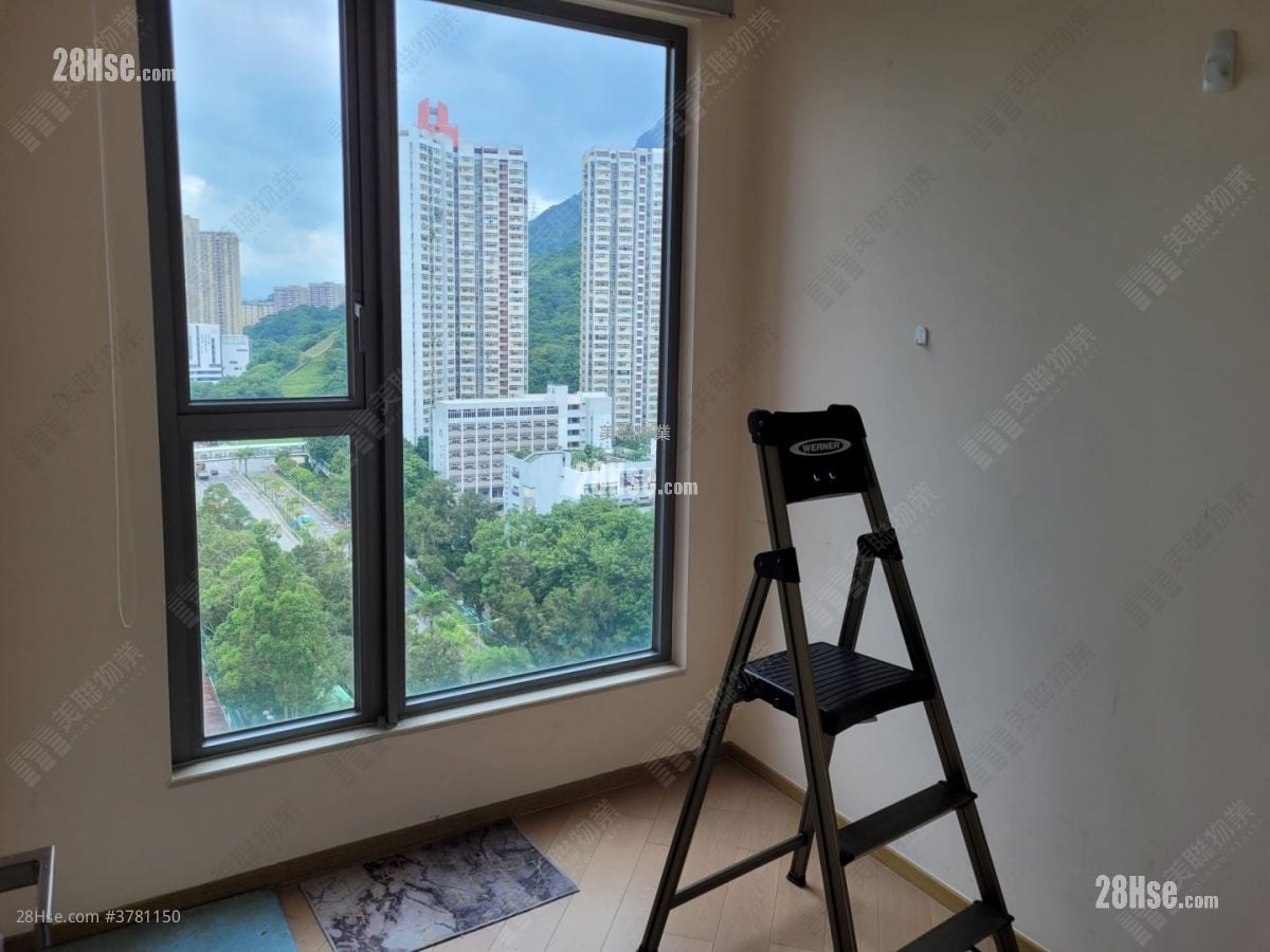 Eight Regency Sell 2 Bedrooms , 1 Bathroom 468 ft²