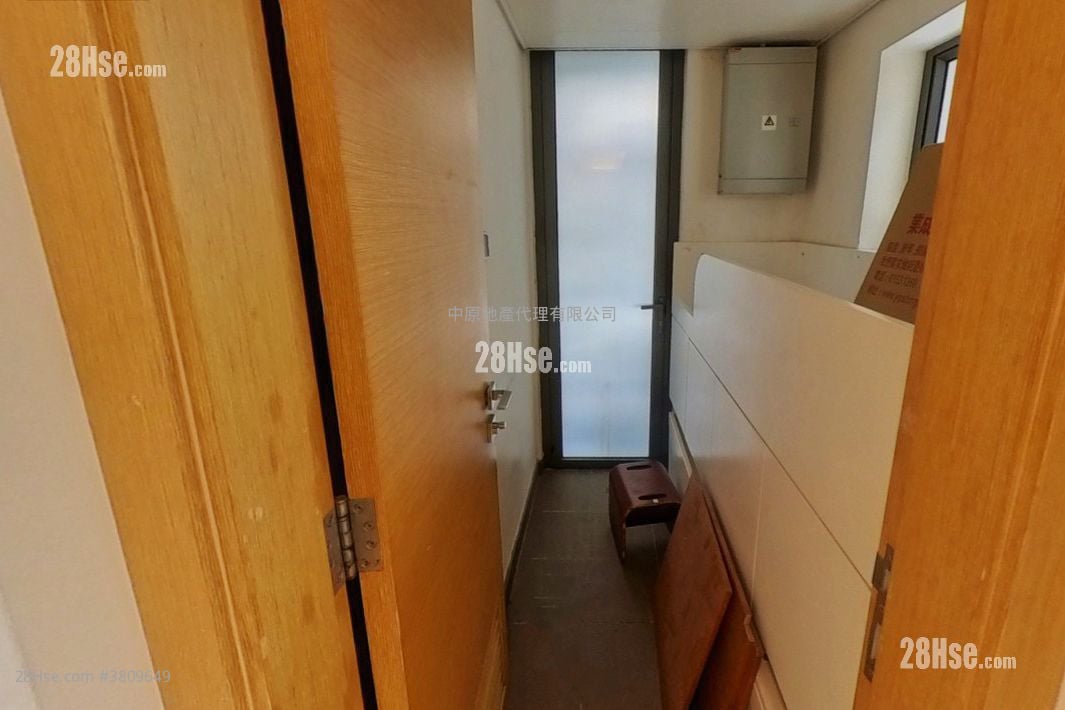 溋玥天赋海湾 售盘 2 房 1,019 平方尺