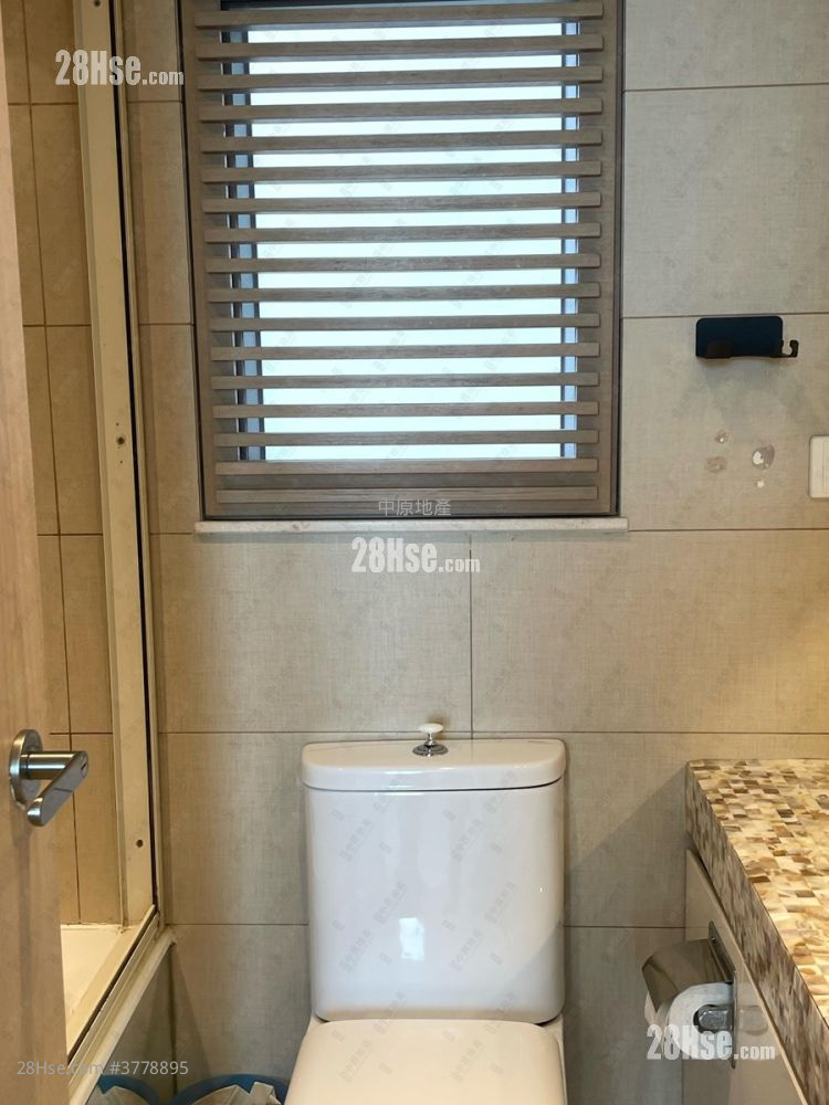 海桃湾 租盘 2 房 , 1 浴室 574 平方尺