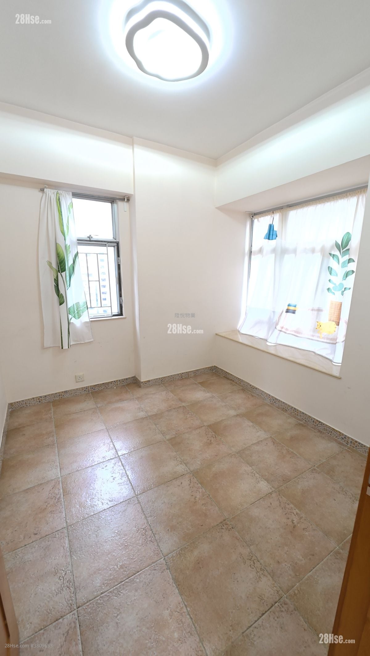 縉景臺 租盤 2 房 , 1 浴室 420 平方呎