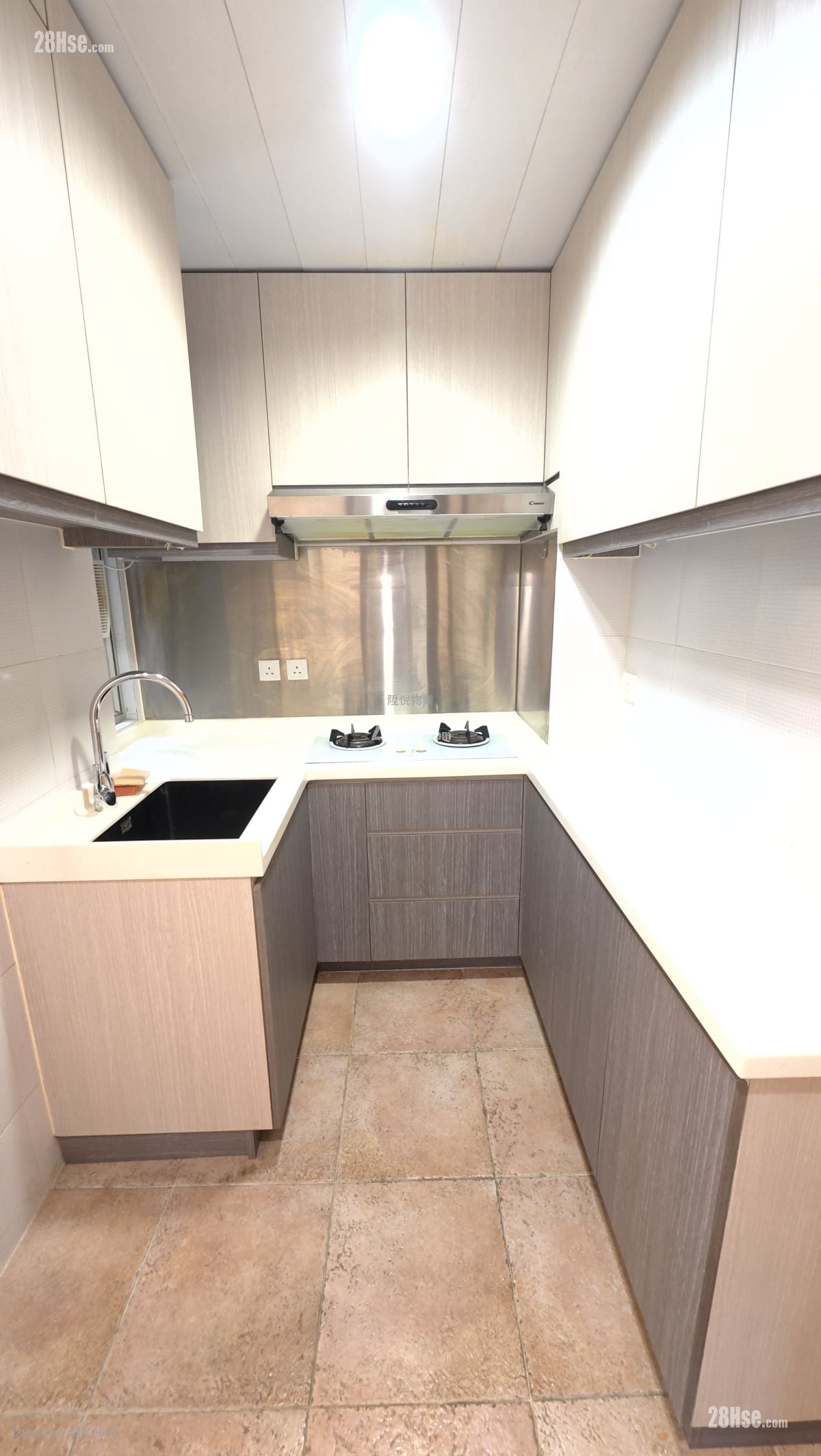 縉景臺 租盤 2 房 , 1 浴室 420 平方呎