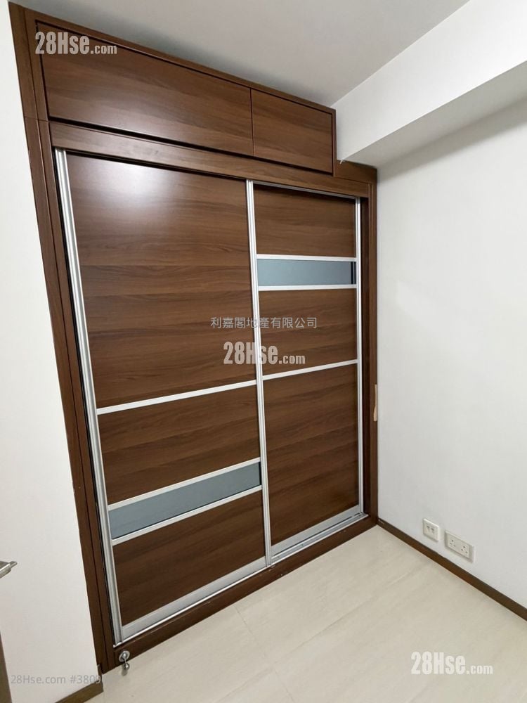 Cascades Rental 2 Bedrooms , 1 Bathroom 472 ft²