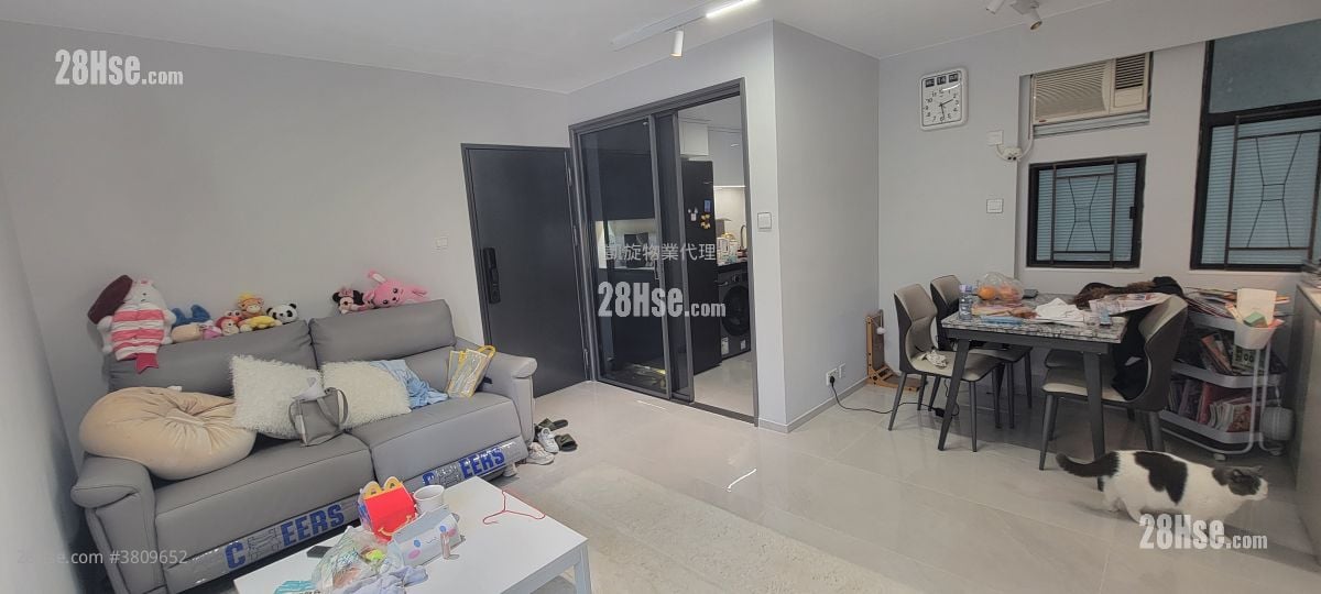 Perfect Mount Gardens Sell 3 Bedrooms , 2 Bathrooms 594 ft²