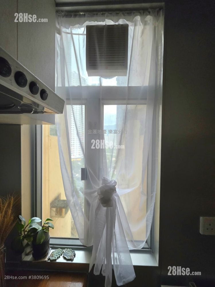 Richland Gardens Sell 2 Bedrooms 407 ft²