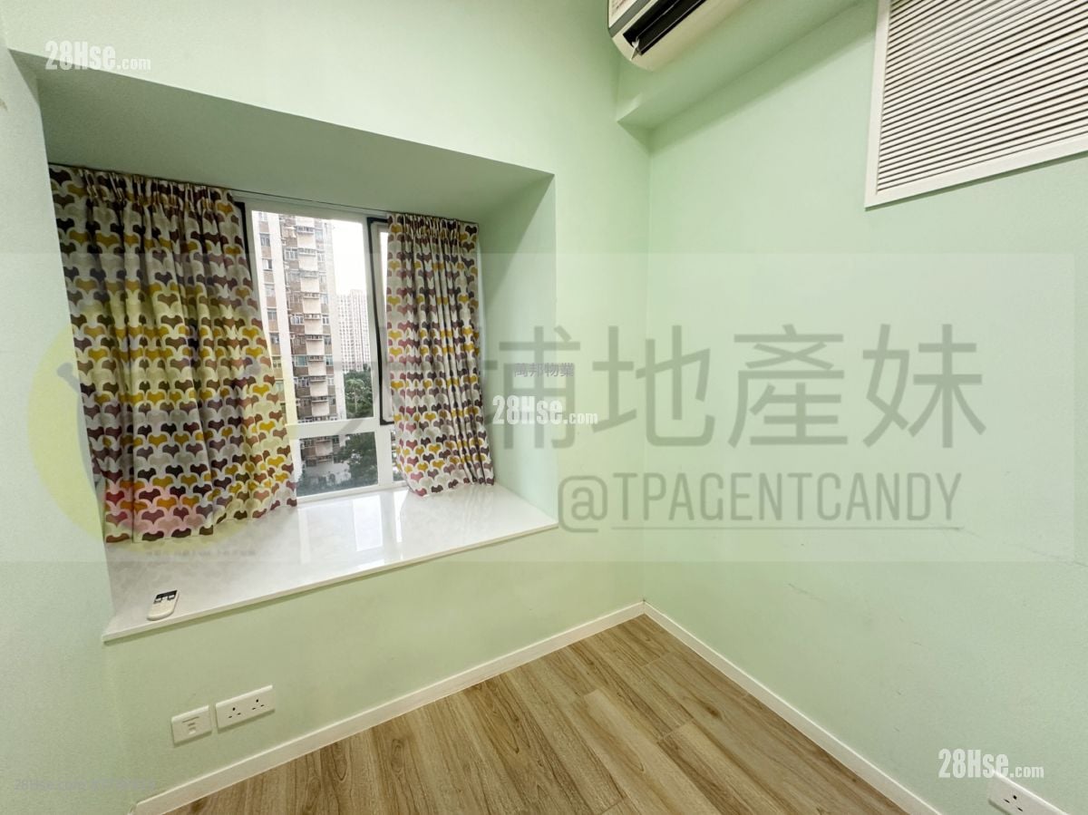 Tai Po Centre Sell 2 Bedrooms , 1 Bathroom 379 ft²