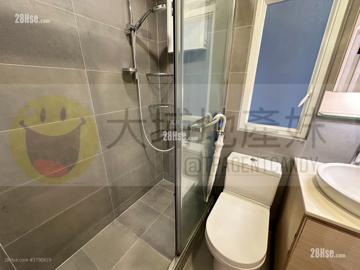 Tai Po Centre Sell 2 Bedrooms , 1 Bathroom 379 ft²