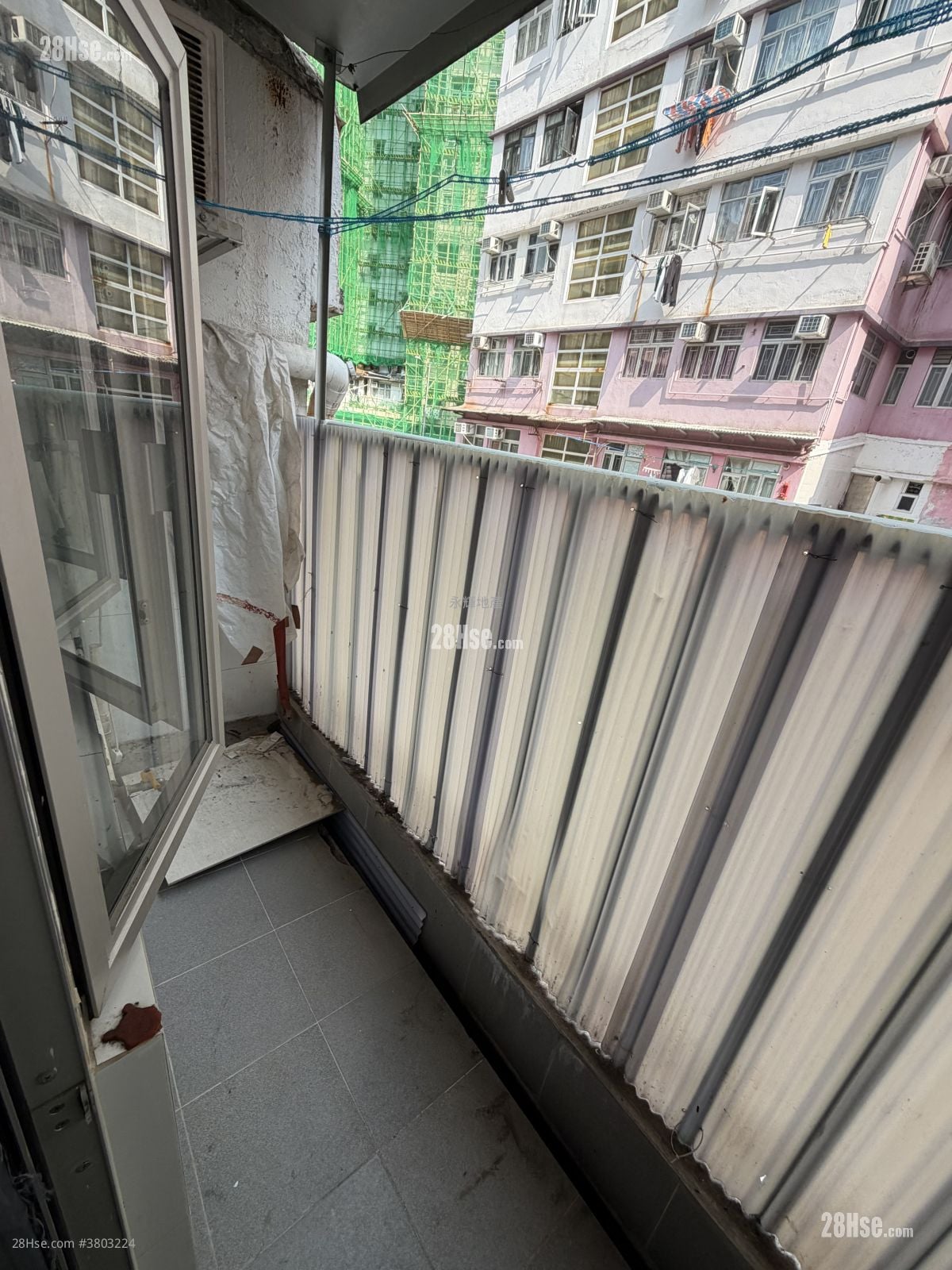 Shun King Building Rental Studio , 1 Bathroom 140 ft²