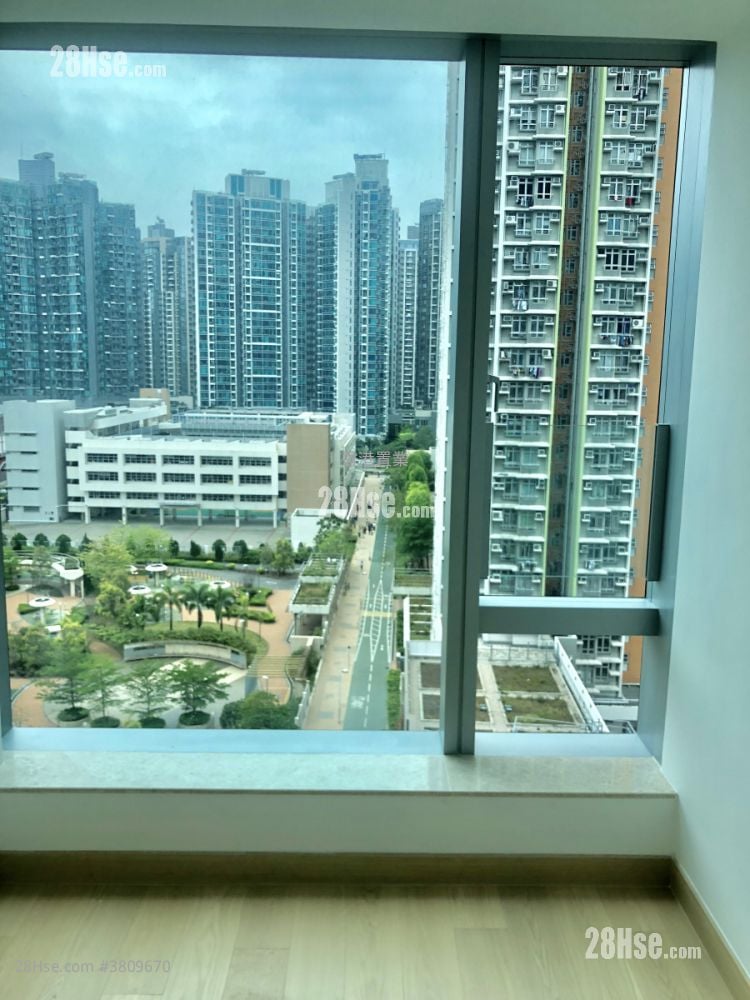 Savannah Sell 2 Bedrooms , 1 Bathroom 448 ft²