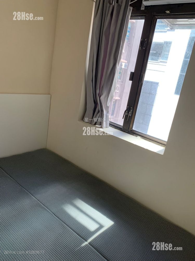 Ocean View Court Rental Studio , 1 Bathroom 160 ft²