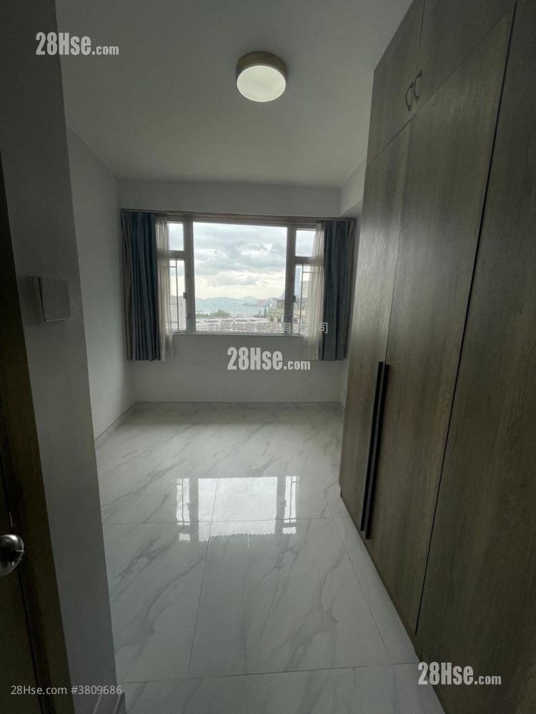 Kiu Hing Mansion Sell 2 Bedrooms , 1 Bathroom 544 ft²