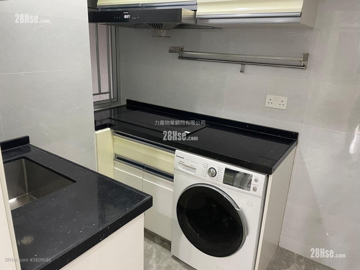 Kiu Hing Mansion Sell 2 Bedrooms , 1 Bathroom 544 ft²