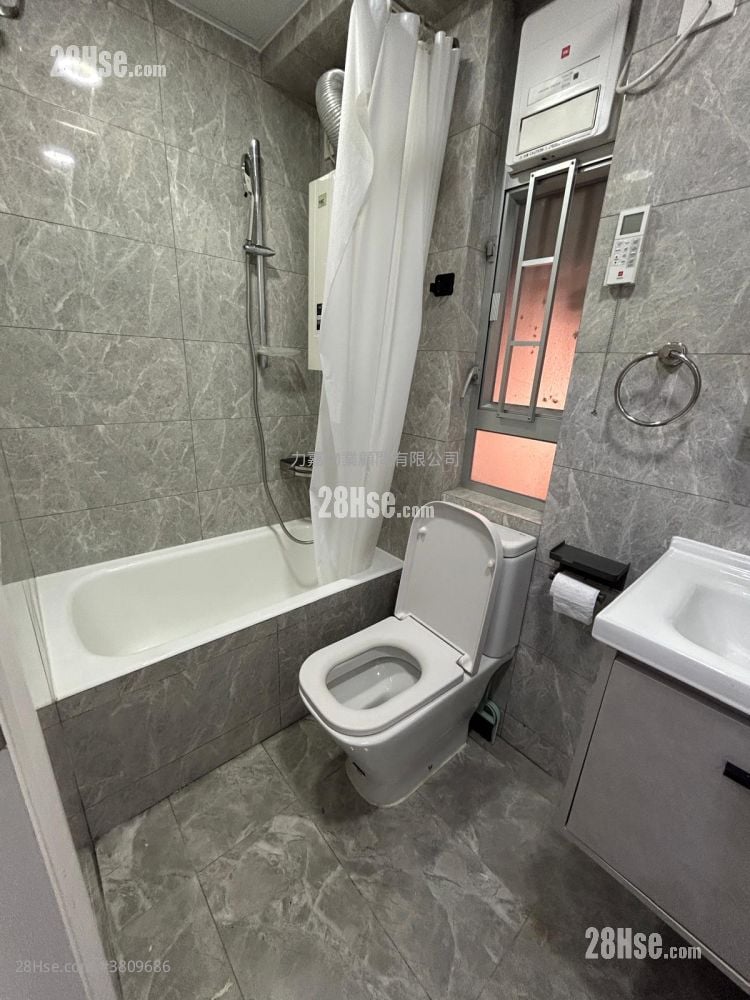 Kiu Hing Mansion Sell 2 Bedrooms , 1 Bathroom 544 ft²