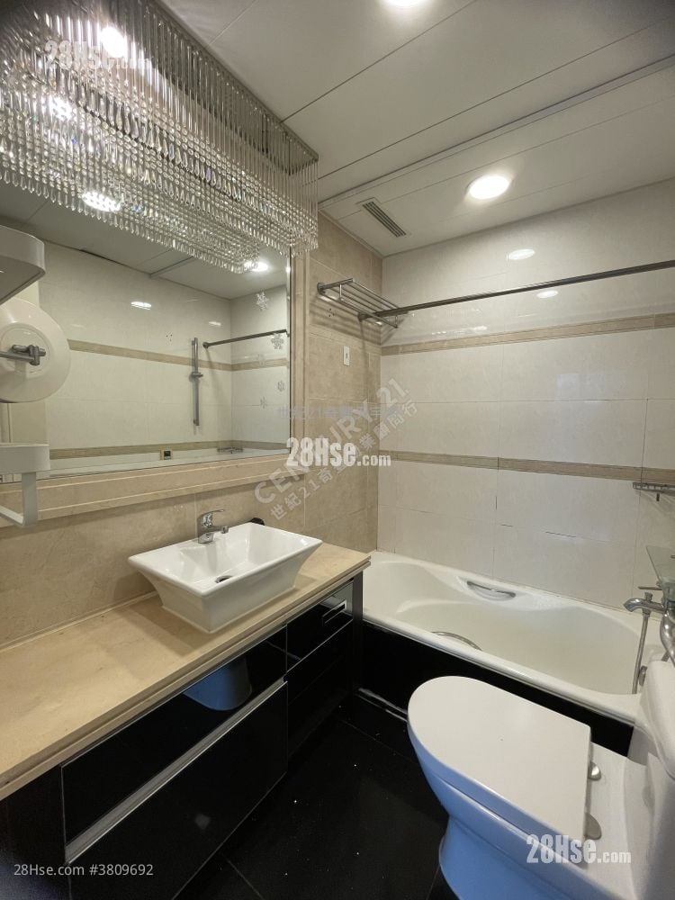 Sausalito Rental 3 Bedrooms , 2 Bathrooms 755 ft²