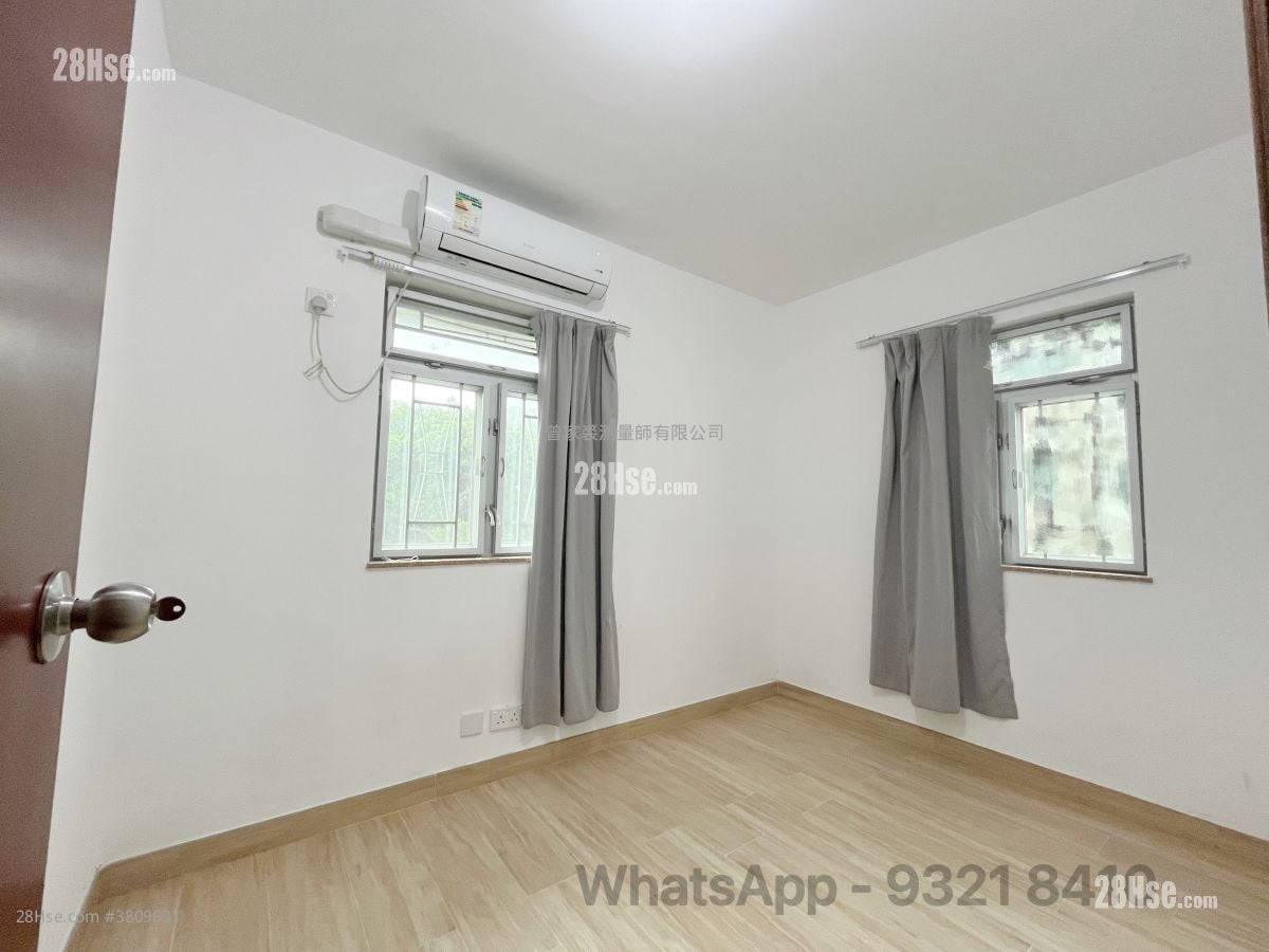 Village Rental 3 Bedrooms , 1 Bathroom 700 ft²