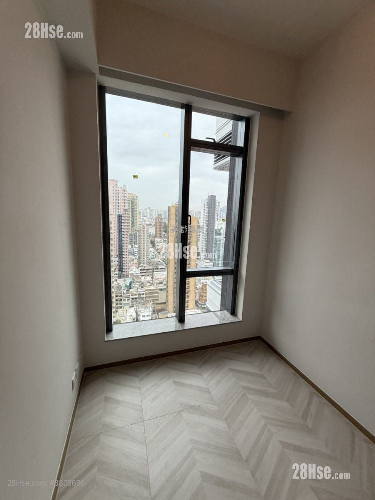 Eight Southpark Rental 342 ft²