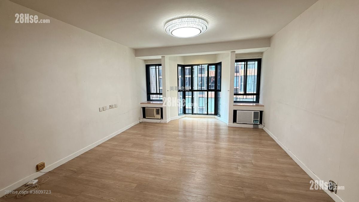 碧华花园 租盘 3 房 , 3 浴室 1,211 平方尺