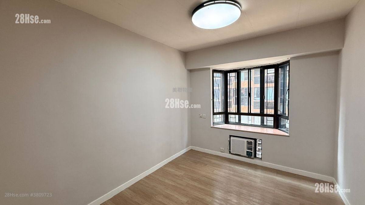 碧华花园 租盘 3 房 , 3 浴室 1,211 平方尺