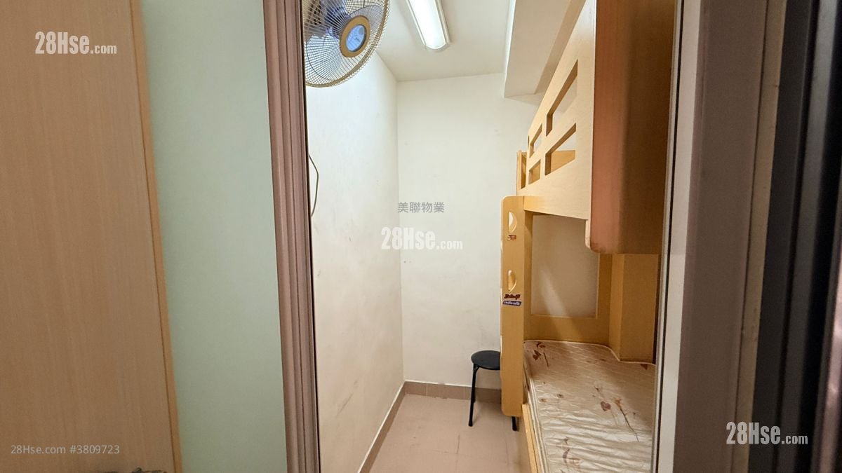 碧华花园 租盘 3 房 , 3 浴室 1,211 平方尺