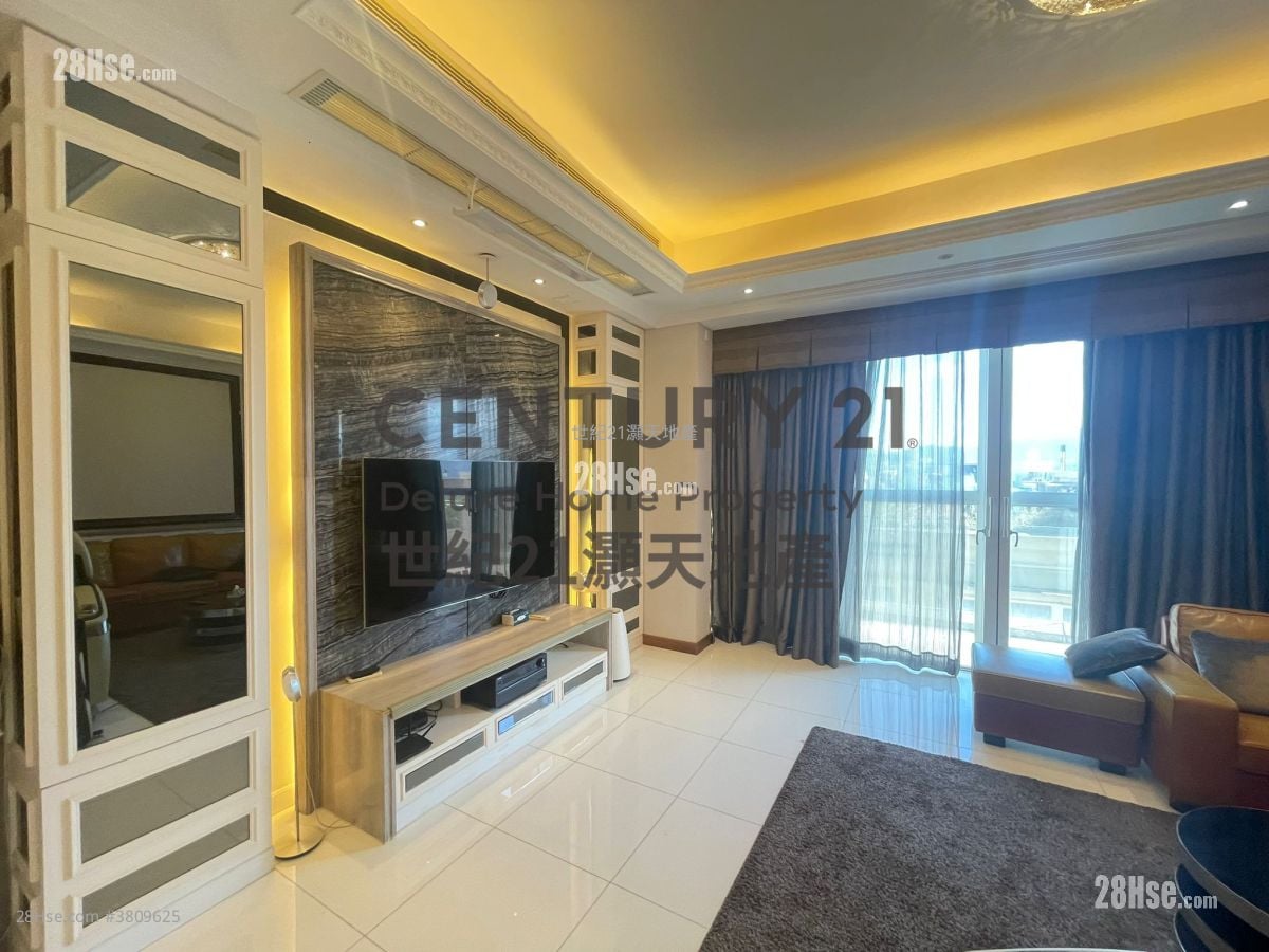 比华利山别墅 售盘 5+ 房 , 2 浴室 2,072 平方尺