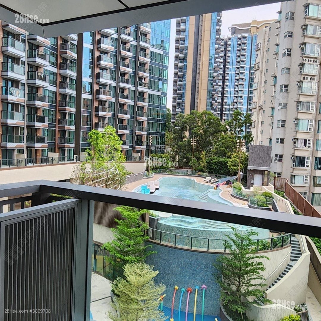 Gold Coast Bay Sell 1 Bedroom , 1 Bathroom 312 ft²