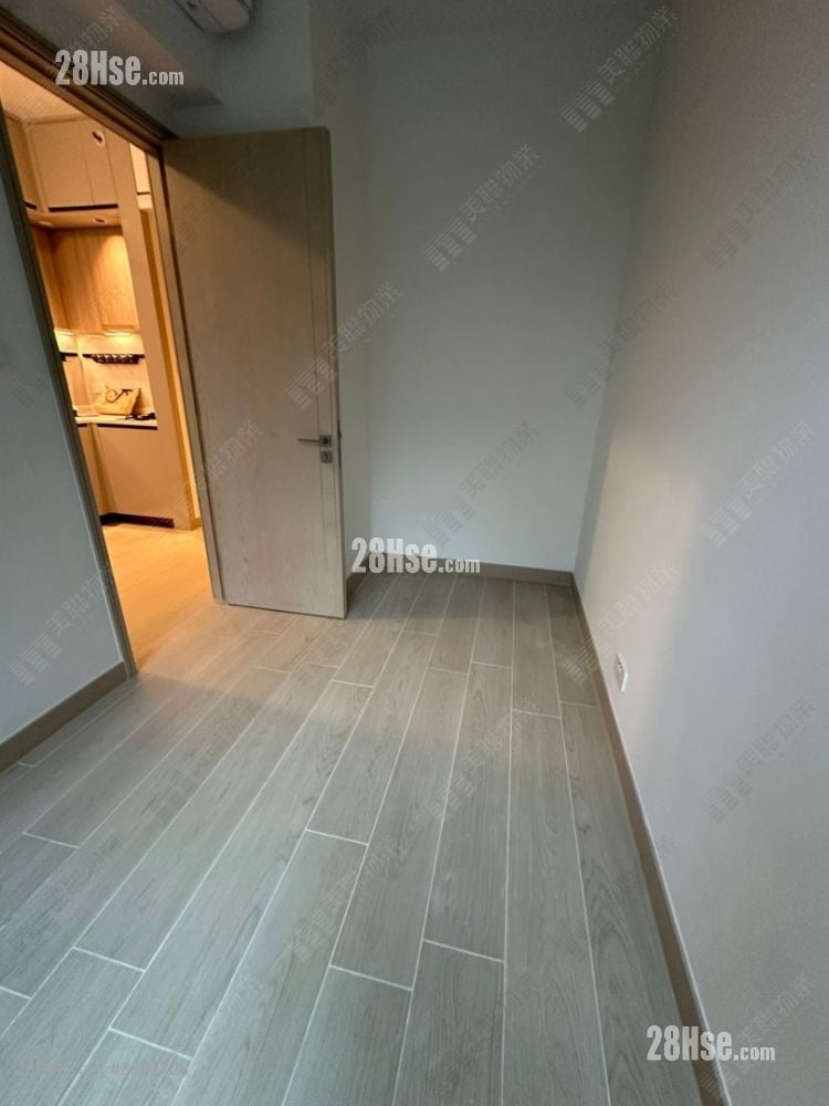 Gold Coast Bay Sell 1 Bedroom , 1 Bathroom 312 ft²