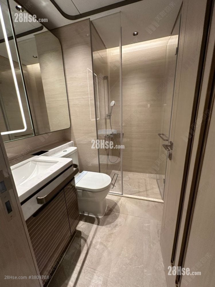 Gold Coast Bay Sell 1 Bedroom , 1 Bathroom 312 ft²